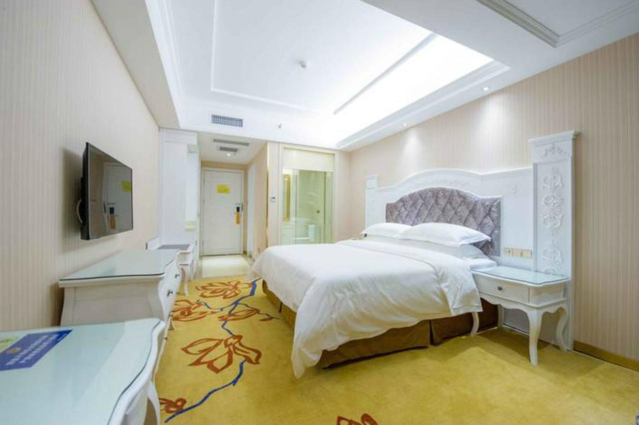 Vienna Hotel Guilin MIXC Mall Esterno foto