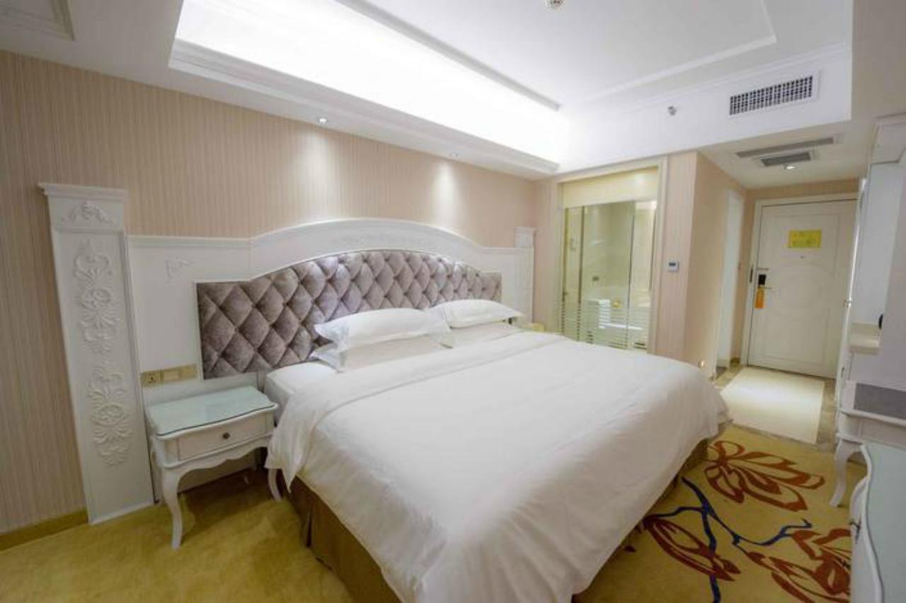 Vienna Hotel Guilin MIXC Mall Esterno foto