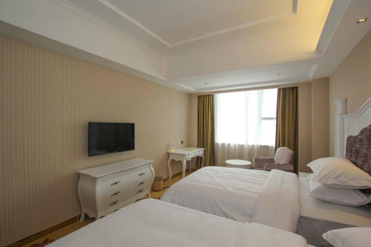 Vienna Hotel Guilin MIXC Mall Esterno foto